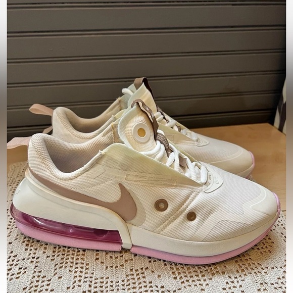 Nike Air Max Up Sneakers in Sail Metallic Red Bronze Size 8.5 Women's - Picture 10 of 10